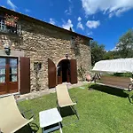 Patrizia Villa *